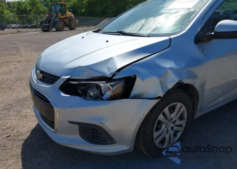 2017 Chevrolet Sonic Ls Auto z USA, uszkodzony, nr VIN 1G1JB5SHXH4147759